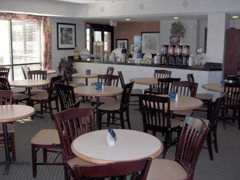 Baymont By Wyndham Thornton Hotel Restaurante foto