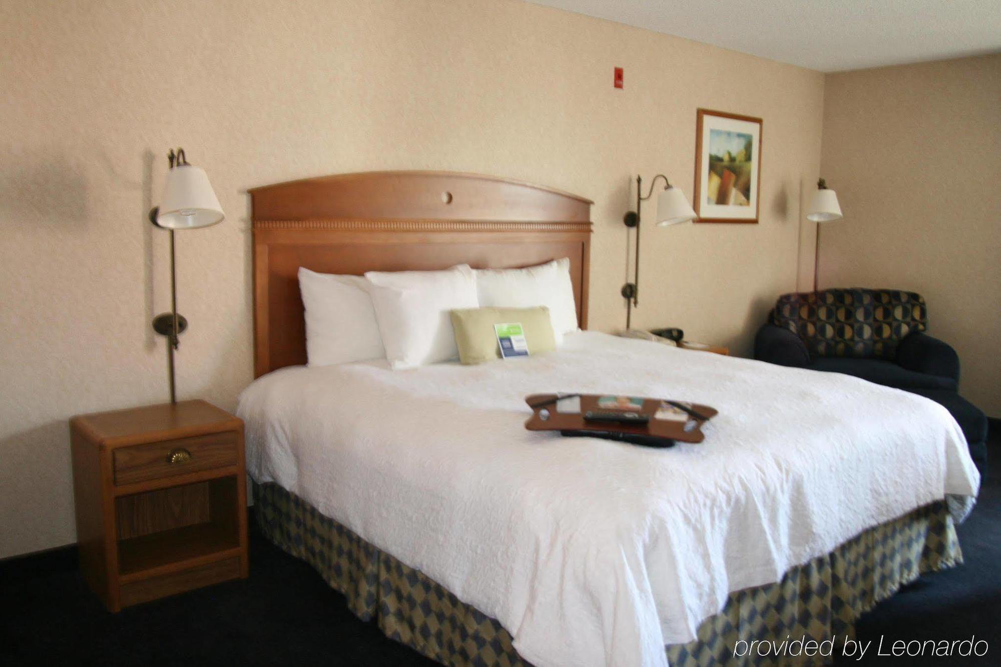 Baymont By Wyndham Thornton Hotel Quarto foto