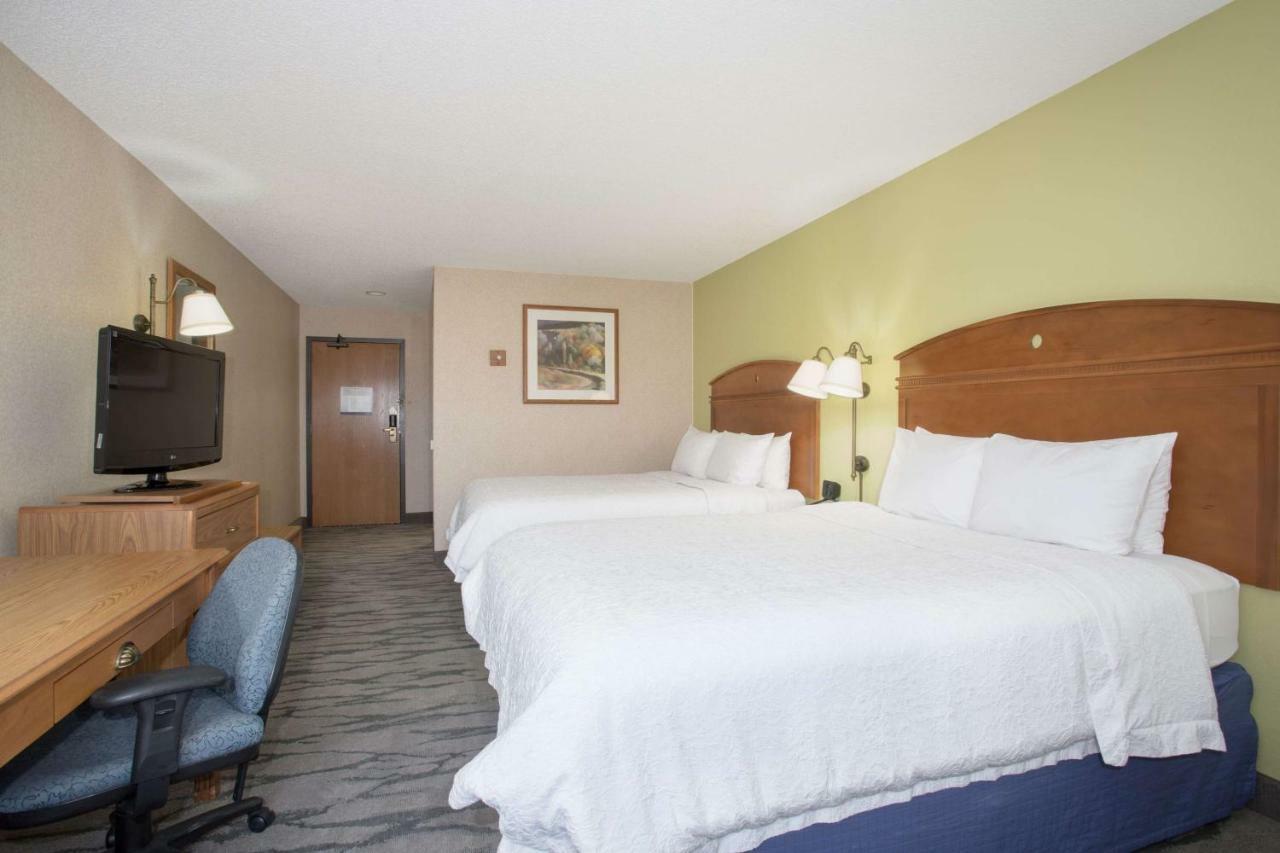 Baymont By Wyndham Thornton Hotel Exterior foto